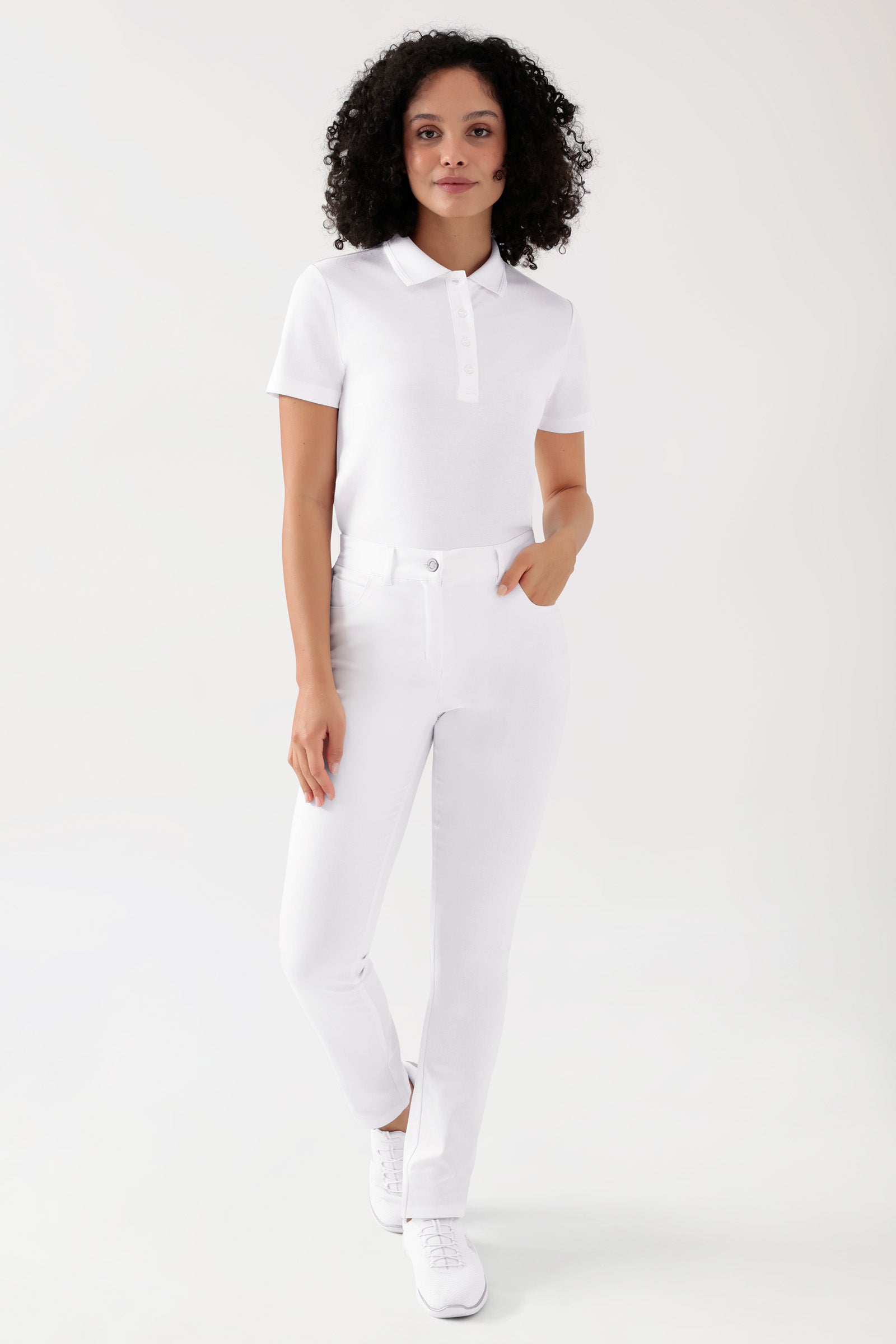 COMFY FLEX 5-Pocket Hose Damen - gerades Bein weiß, Vorderansicht Das Model ist 176 cm groß und trägt Größe 36