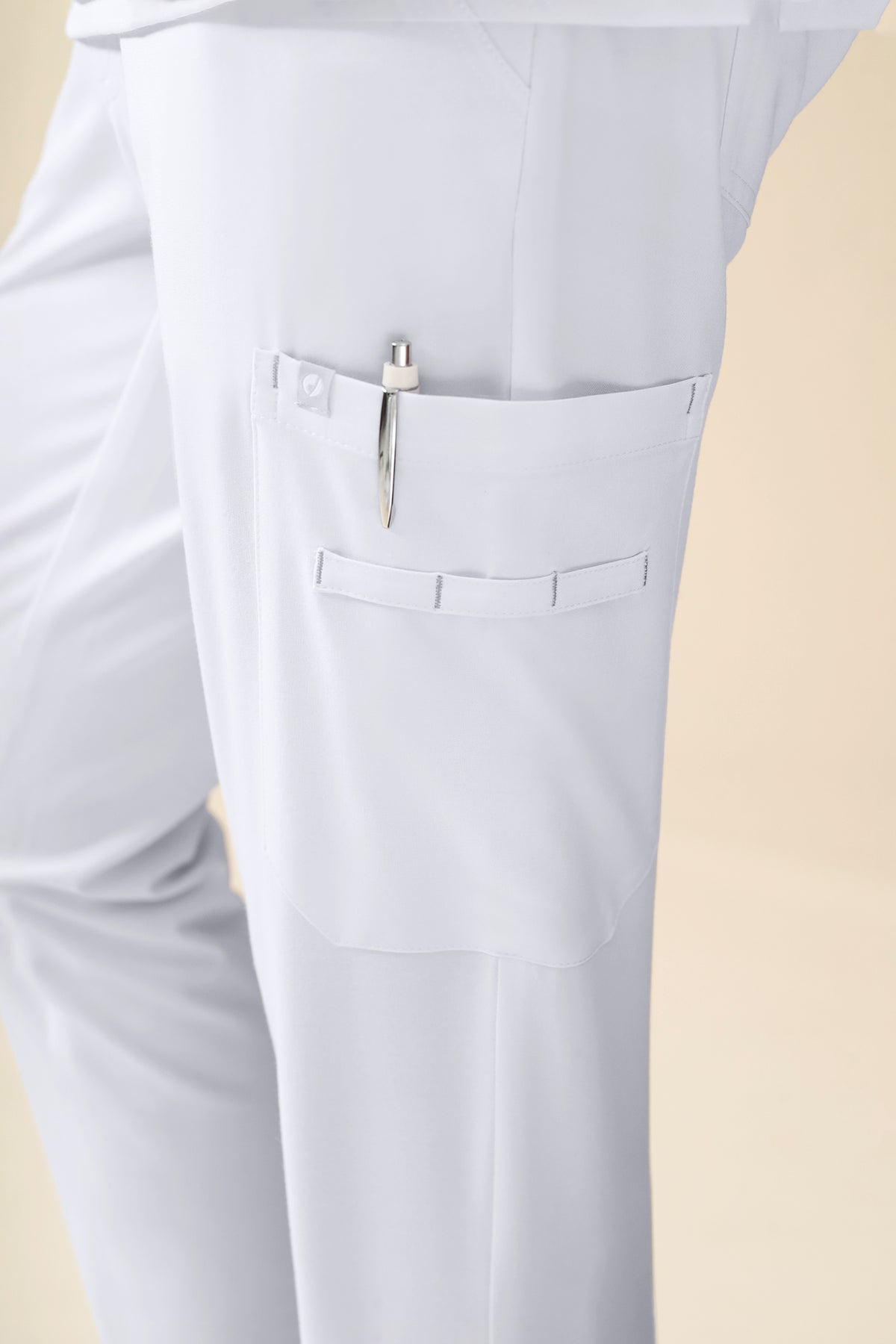 KAERE Hose Herren - gerader Saum mit Beintaschen weiß
