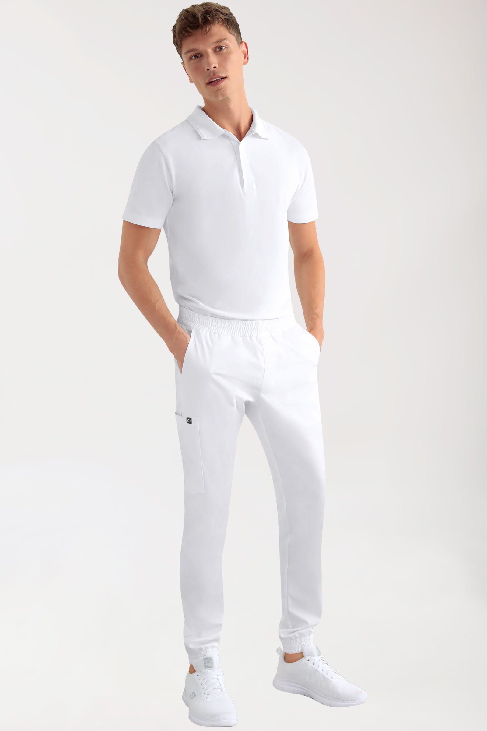 CORE Cargohose Herren - Jogpants Style weiß, Vorderansicht 