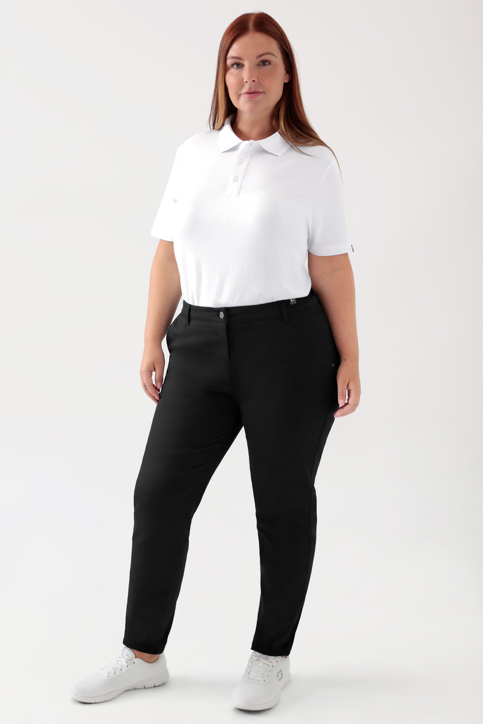 COMFY FLEX Hose Damen - Chino Style schwarz, Vorderansicht Das Model ist 173 cm groß und trägt Größe 46