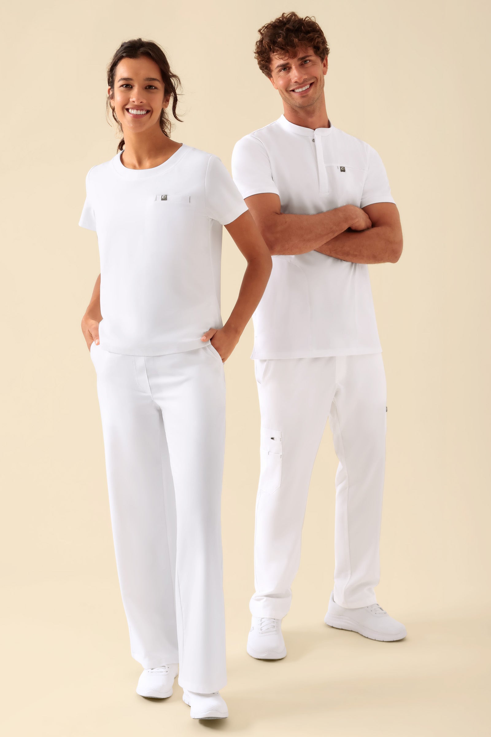 KAERE Shirt Damen - Rundhalsausschnitt weiß, Vorderansicht 